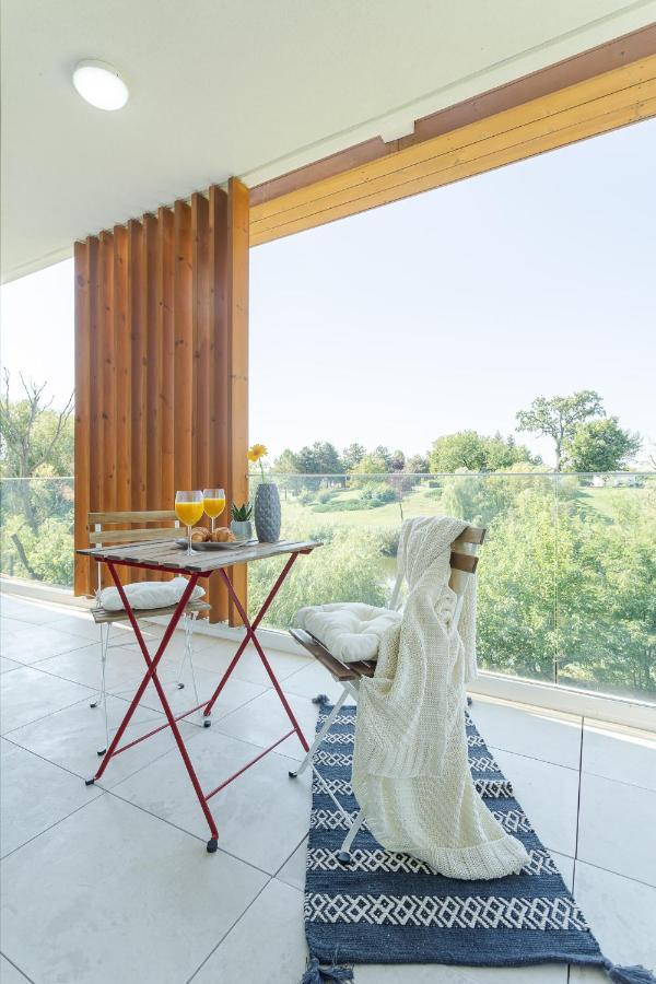 Il Lago - Azur - Cozy Luxurious Smart Home By The Lake Voluntari Ngoại thất bức ảnh