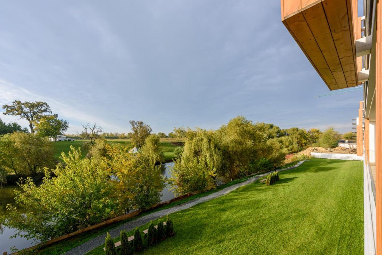 Il Lago - Azur - Cozy Luxurious Smart Home By The Lake Voluntari Ngoại thất bức ảnh