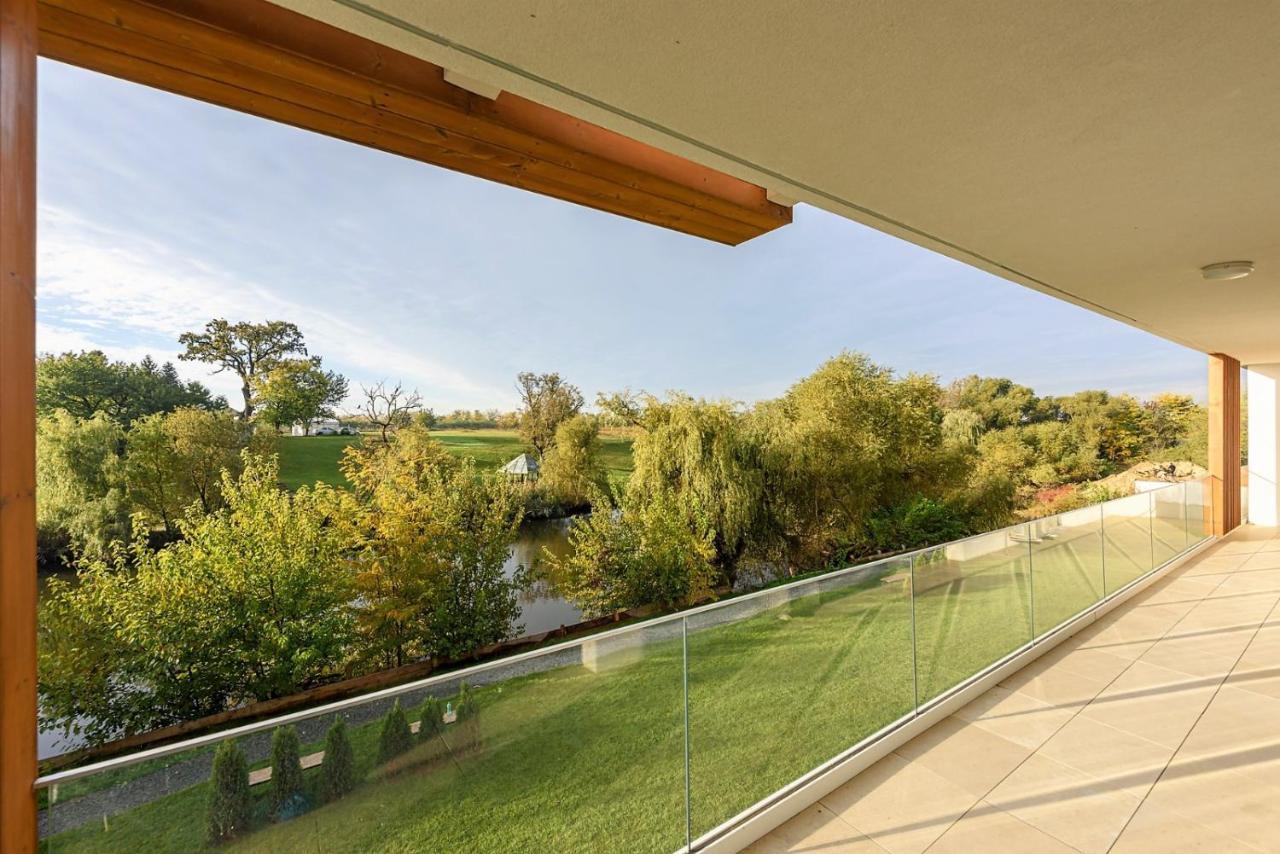 Il Lago - Azur - Cozy Luxurious Smart Home By The Lake Voluntari Ngoại thất bức ảnh